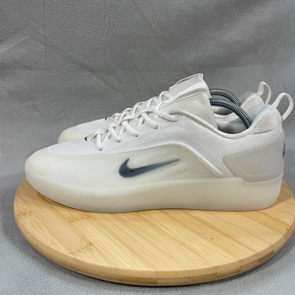 Nike SB Zoom Nyjah 4 Men's Size 11.5 Shoes Sneakers Skate White/Black FQ1273-100 - Picture 5 of 16